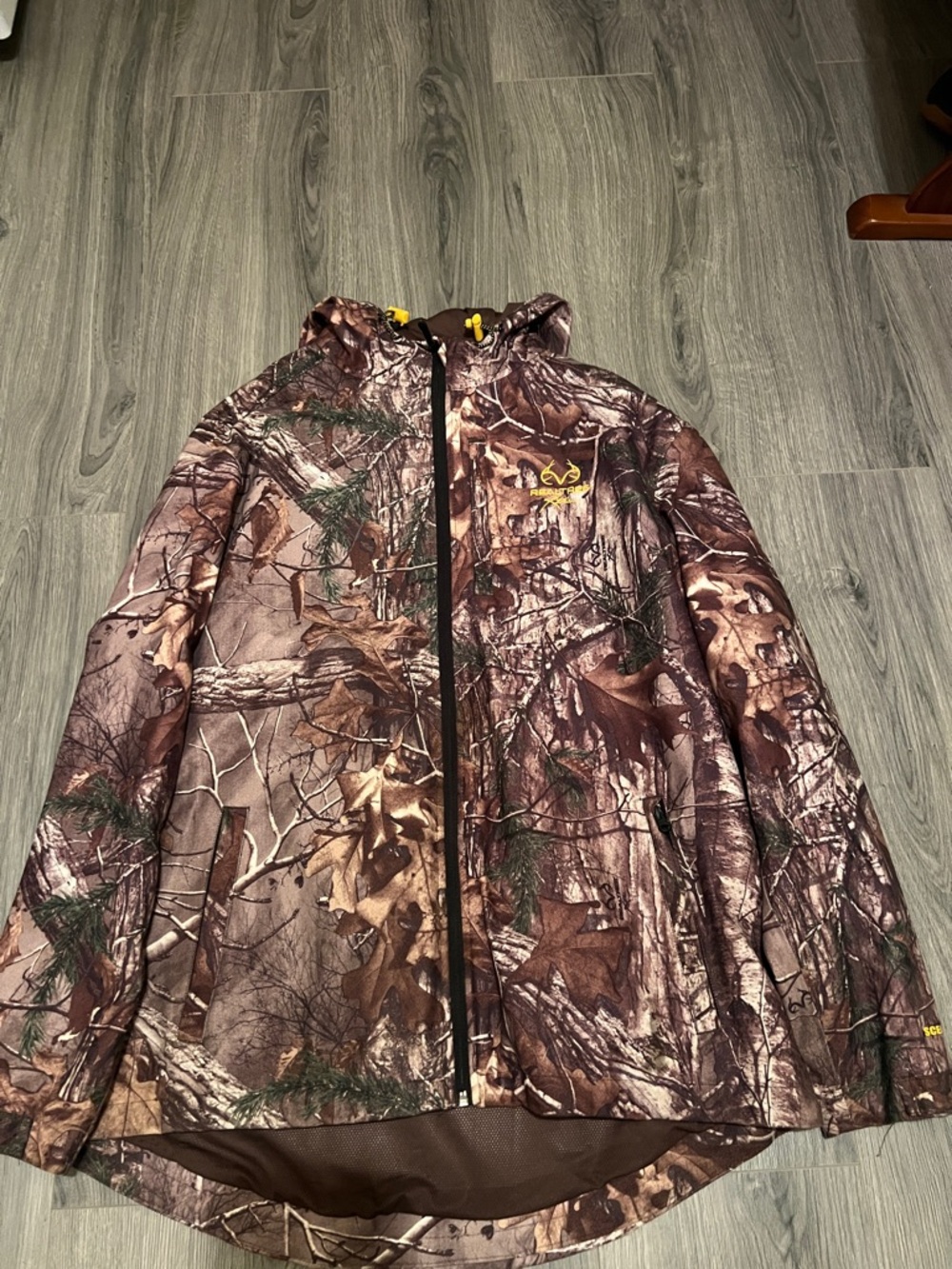 Realtree Brown Camo Hooded Zip Jacket with Yellow Logo - Large